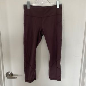 Lululemon pace rival crop 22 inch leggings. Size 6, mauve